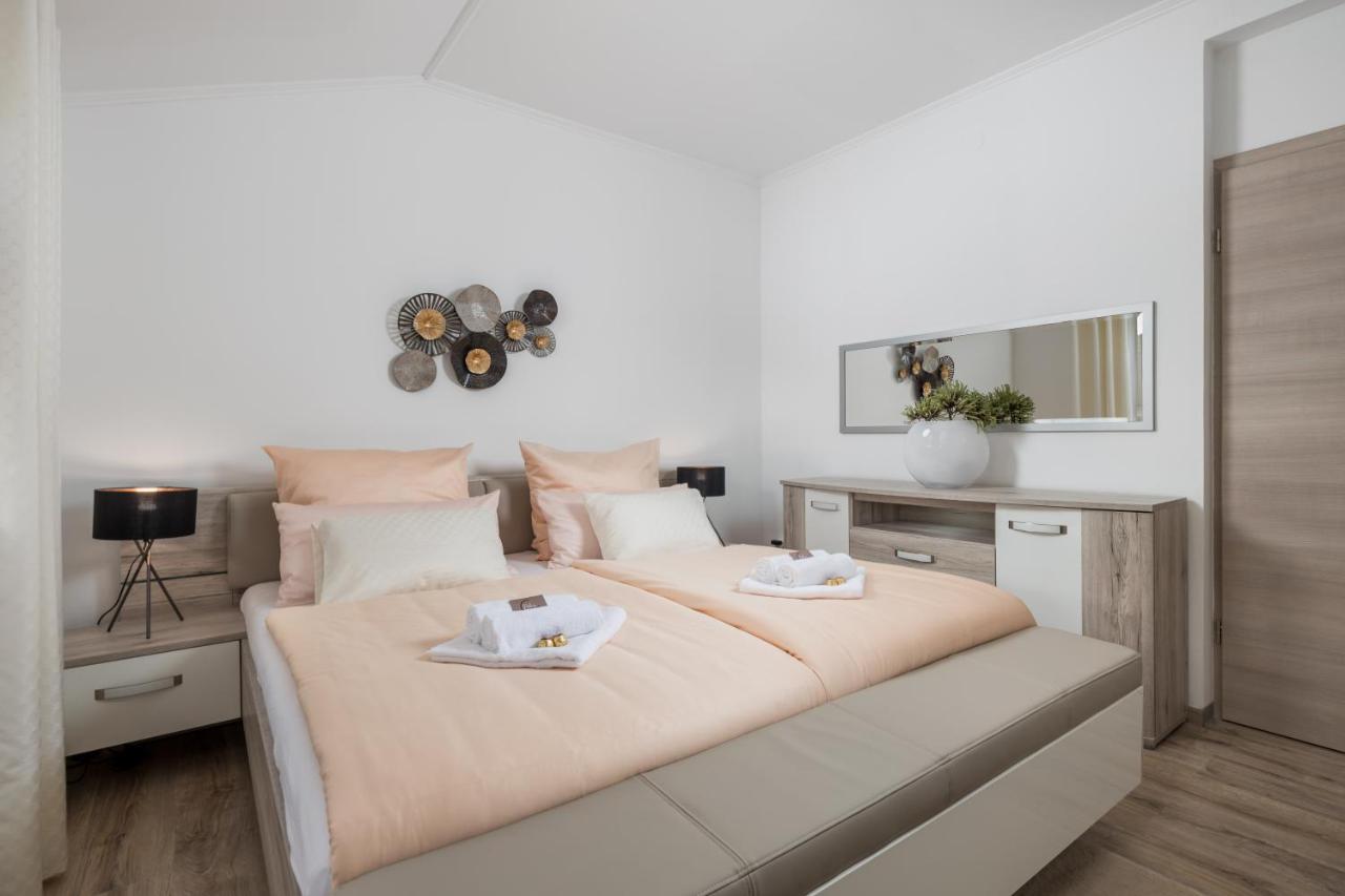 Nobis Apartment Rijeka Bagian luar foto